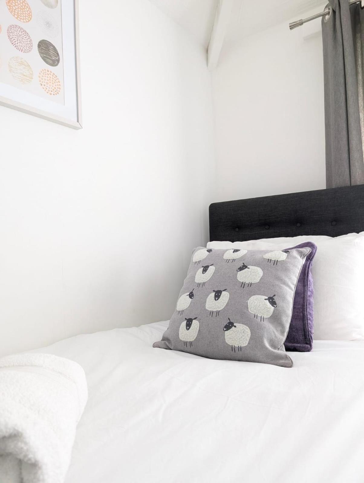 3Br-St Johns Hse-Free Parking-Workers-Kitchen-Wifi-Dog Friendly Lejlighed Doncaster Eksteriør billede